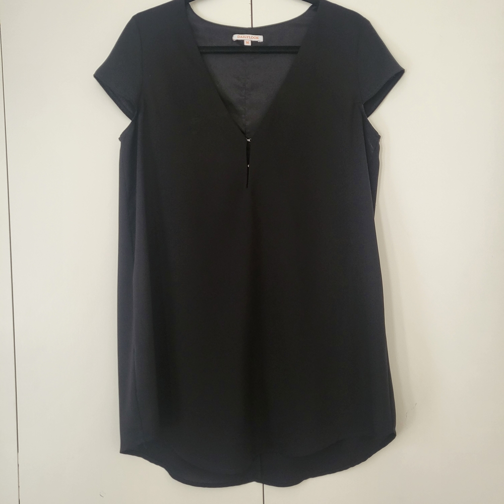 Daily Look Little Black Dress Size M